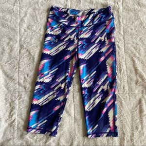 Girls L (12) Under Armour Capri Leggings